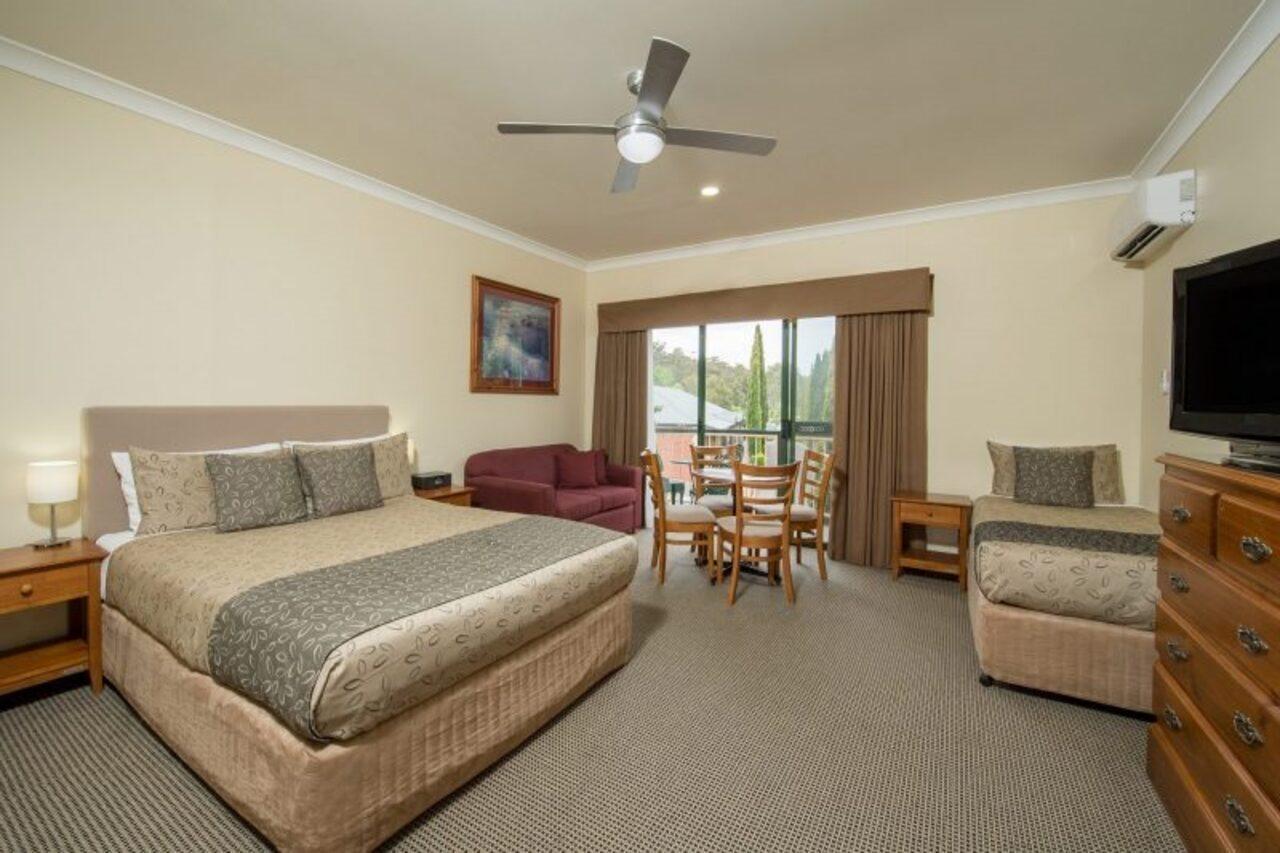 מלון Clare Country Club מראה חיצוני תמונה