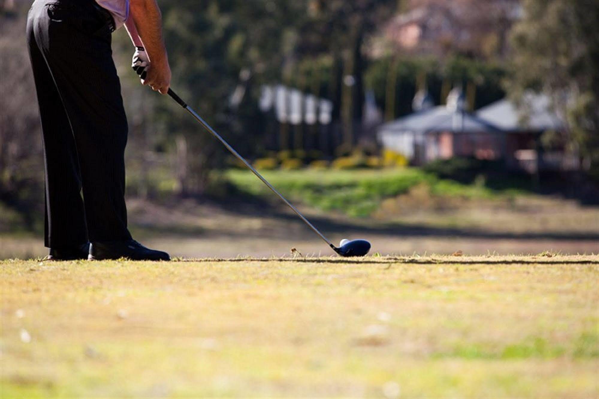 מלון Clare Country Club מראה חיצוני תמונה